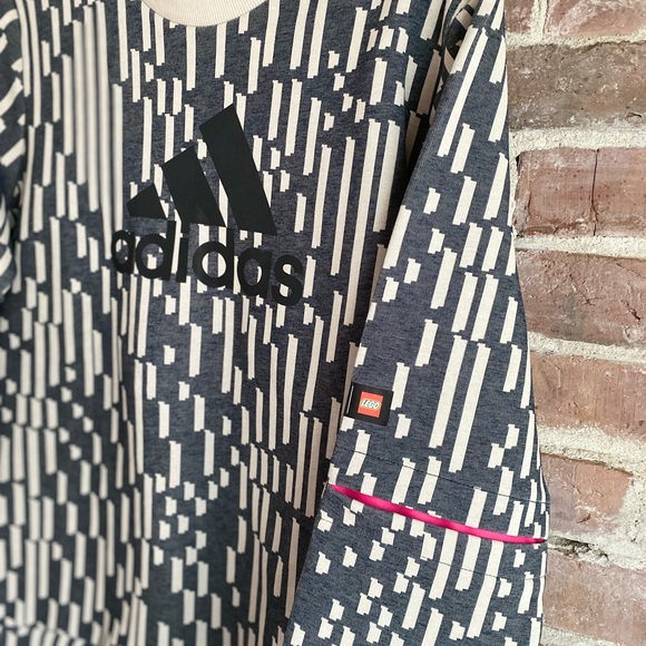 Adidas X Lego Blocks Gray Crew Neck Long Sleeve Sweatshirt - Picture 4 of 6